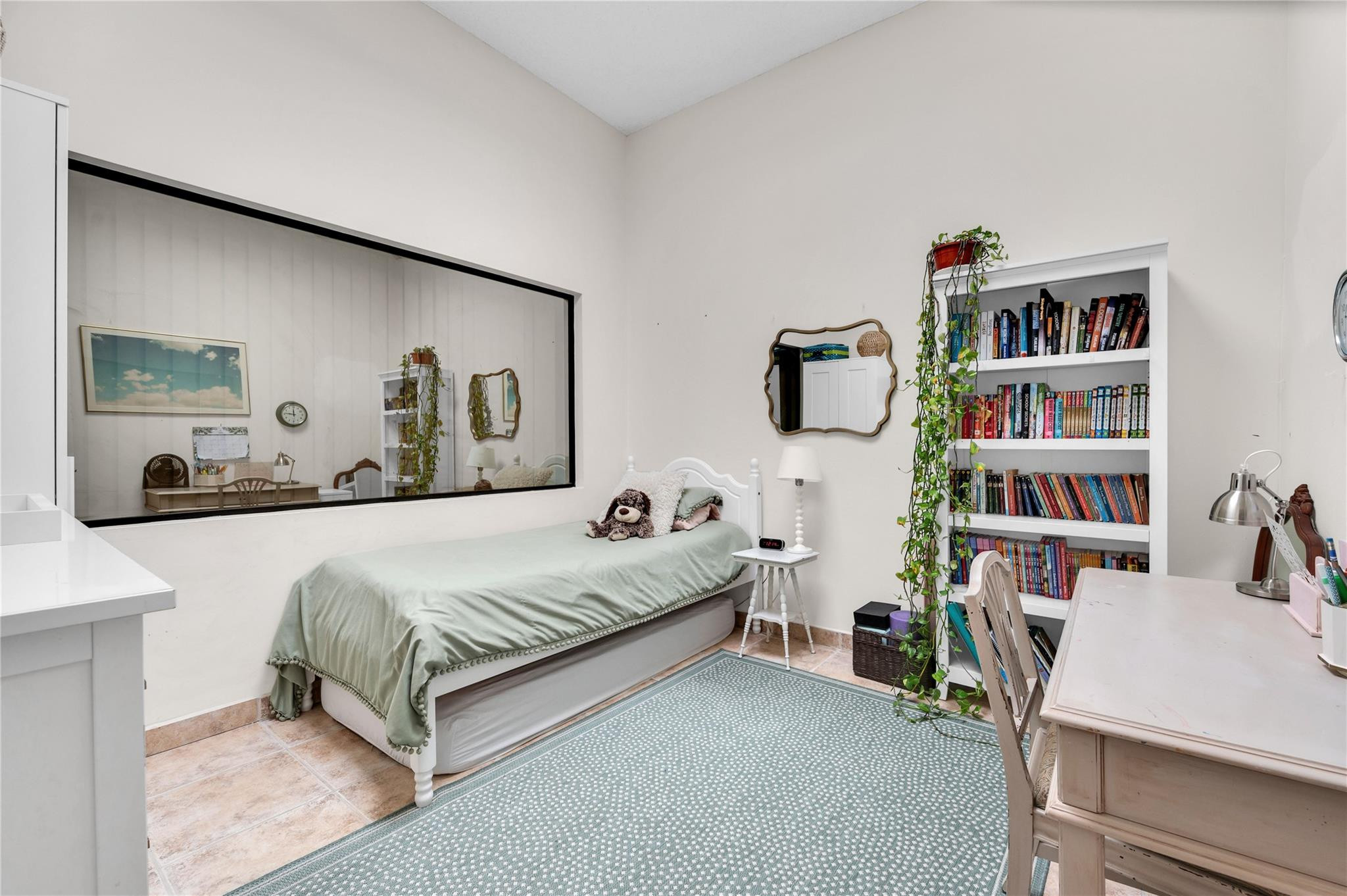 POINCIANA IS YT & RCQ CLUB CONDO - Residential