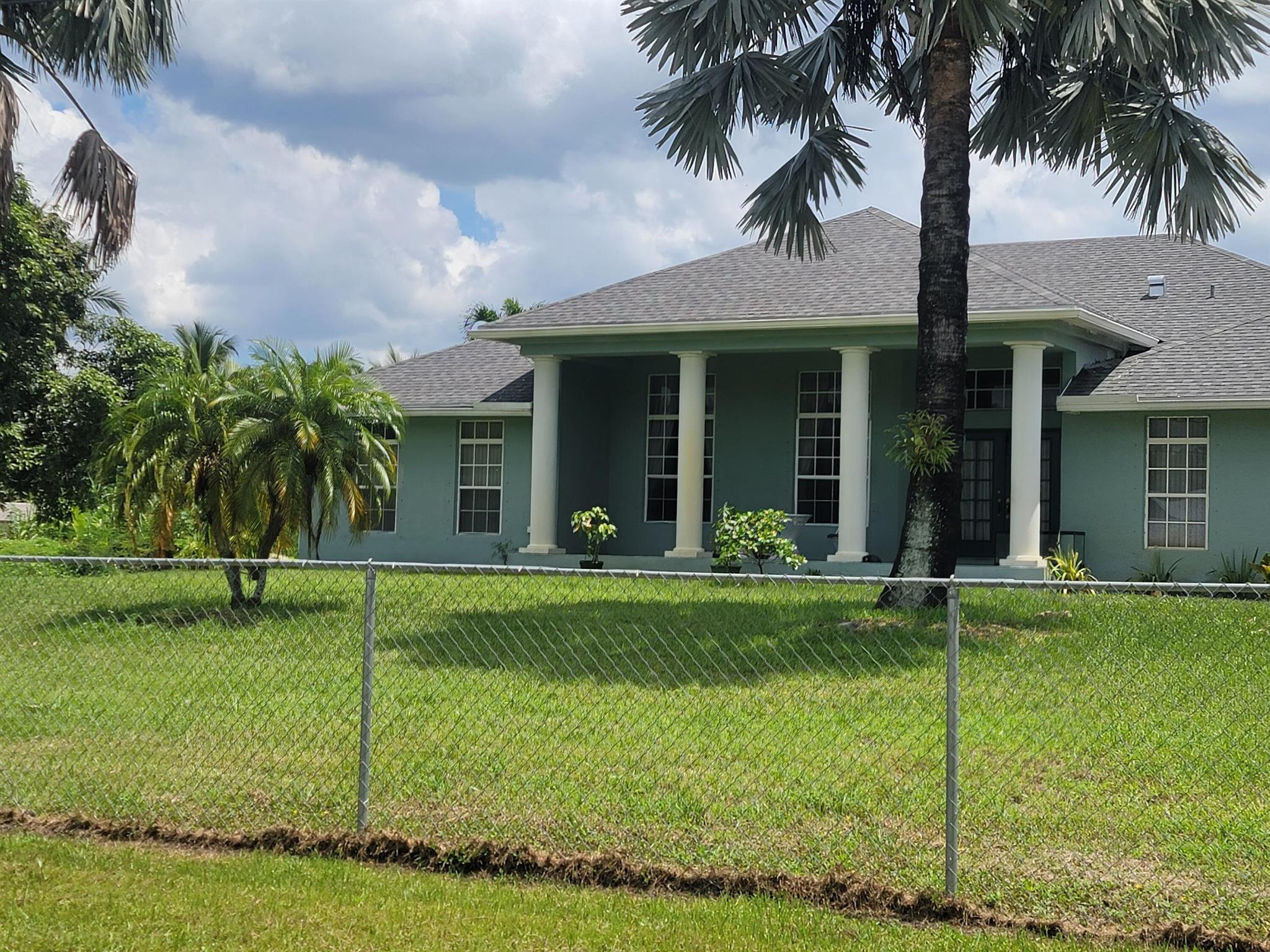 Loxahatchee - Residential