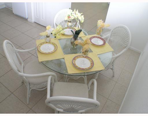 COUNTRY CLUB ACRES 2 - Residential