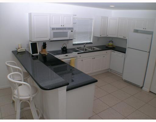 COUNTRY CLUB ACRES 2 - Residential