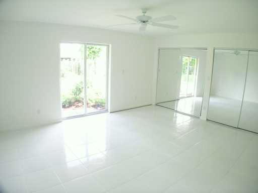 COUNTRY CLUB ACRES 2 - Residential