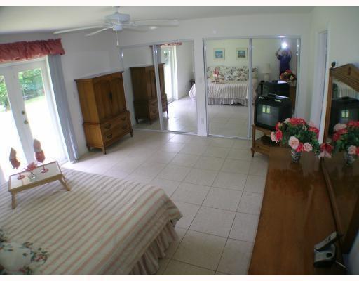 COUNTRY CLUB ACRES 2 - Residential