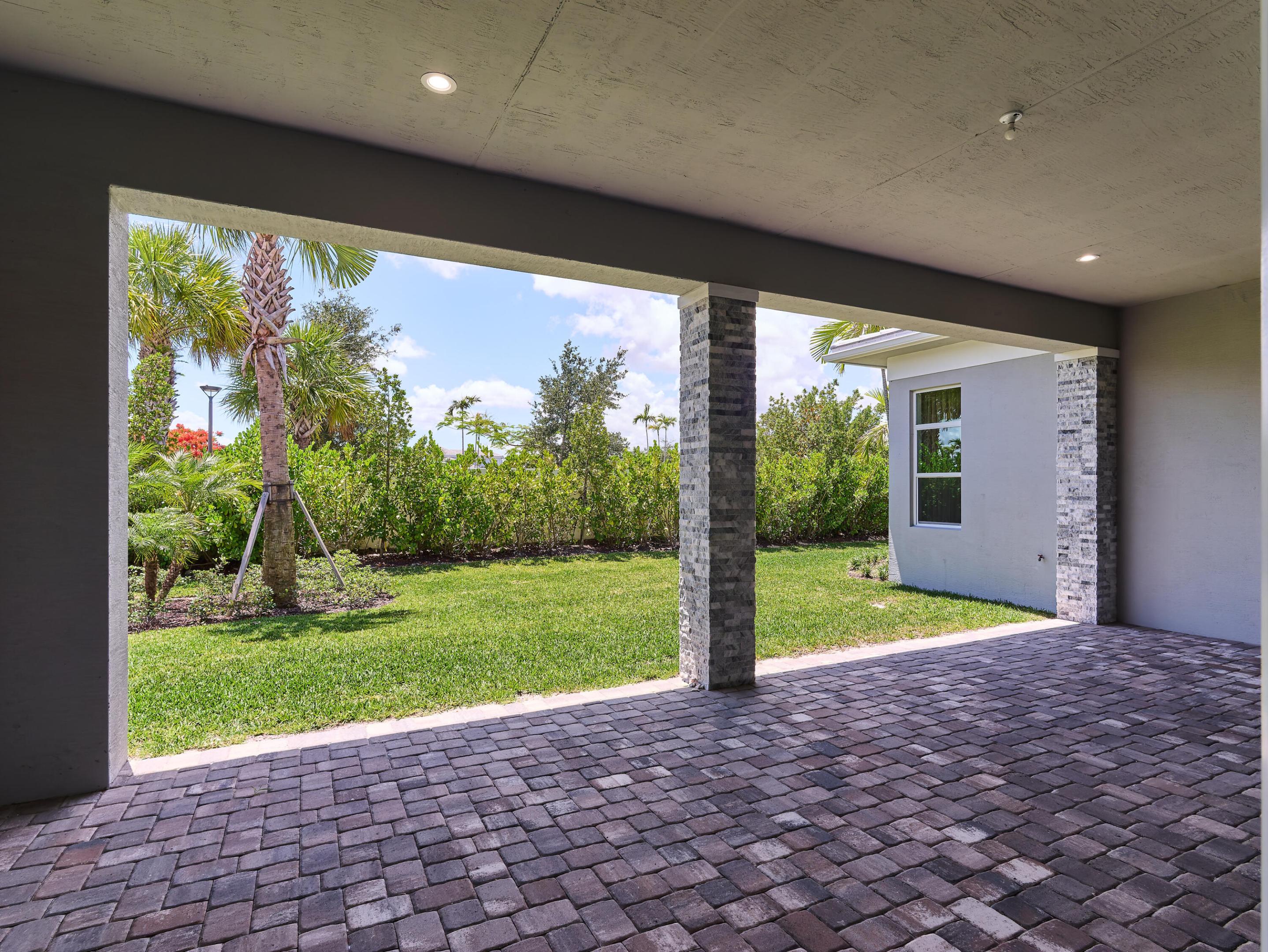 Coral Isles at Avenir - Residential