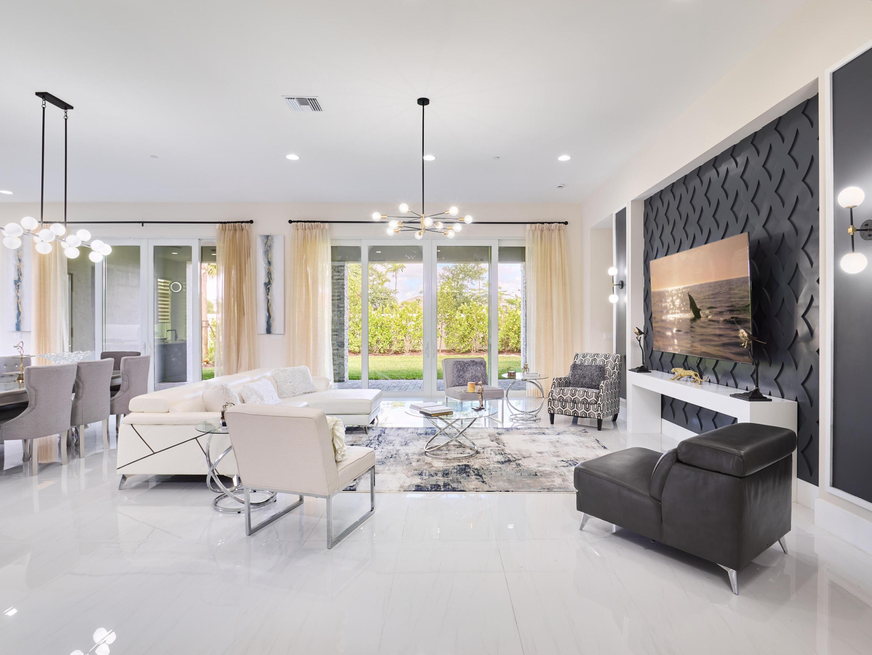 9124 Coral Isles Circle