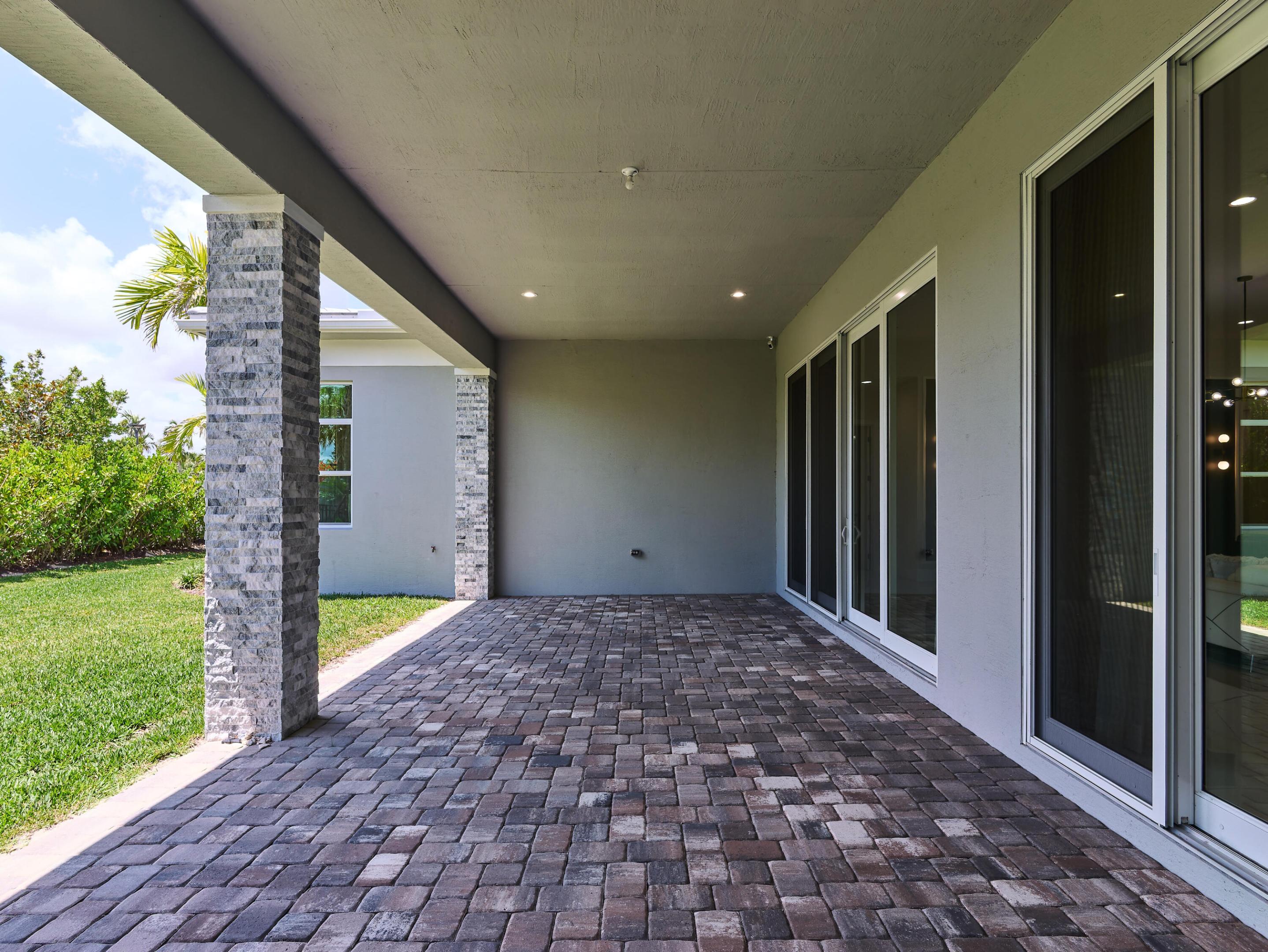 Coral Isles at Avenir - Residential