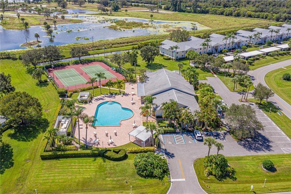 GROVE ISLE EAST CONDOMINI - Residential