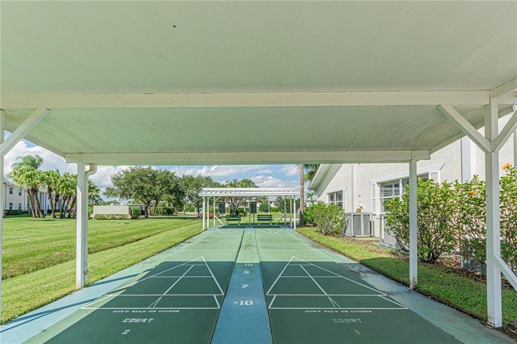GROVE ISLE EAST CONDOMINI - Residential