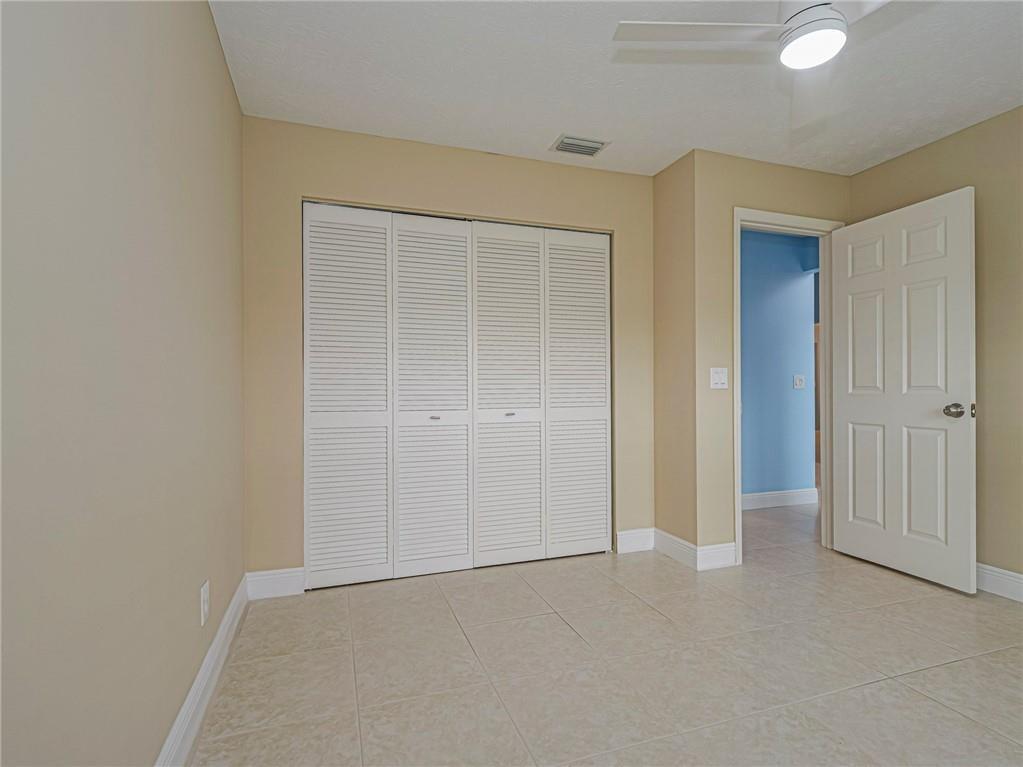 GROVE ISLE EAST CONDOMINI - Residential