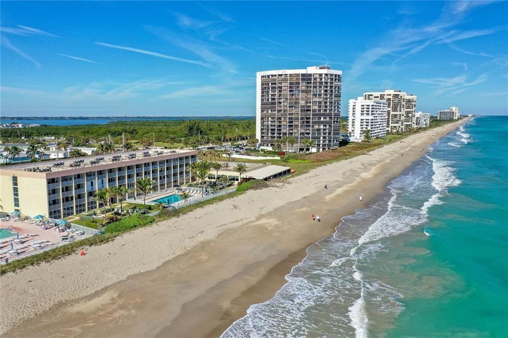 Island Beach Club - Residential