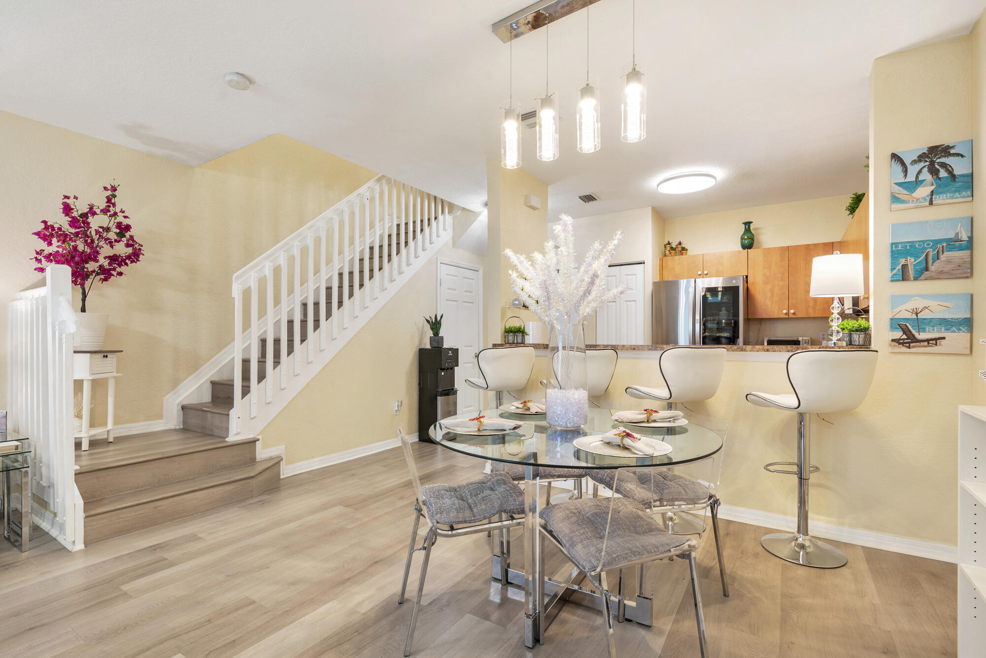 3725 Oleander Terrace