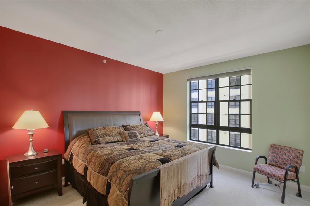 ONE CITY PLAZA CONDO - Residential Lease