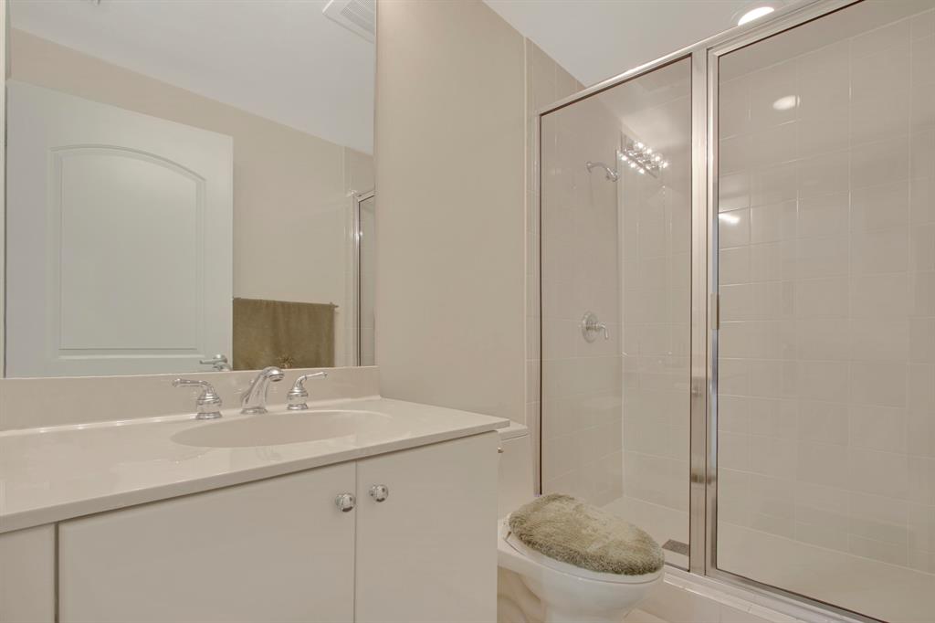 ONE CITY PLAZA CONDO - Residential Lease