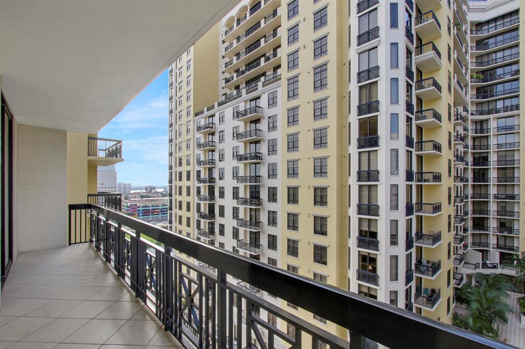 ONE CITY PLAZA CONDO - Residential Lease