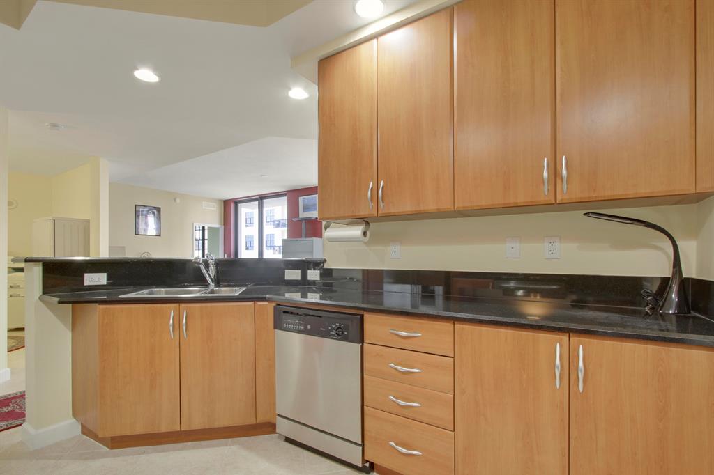 ONE CITY PLAZA CONDO - Residential Lease