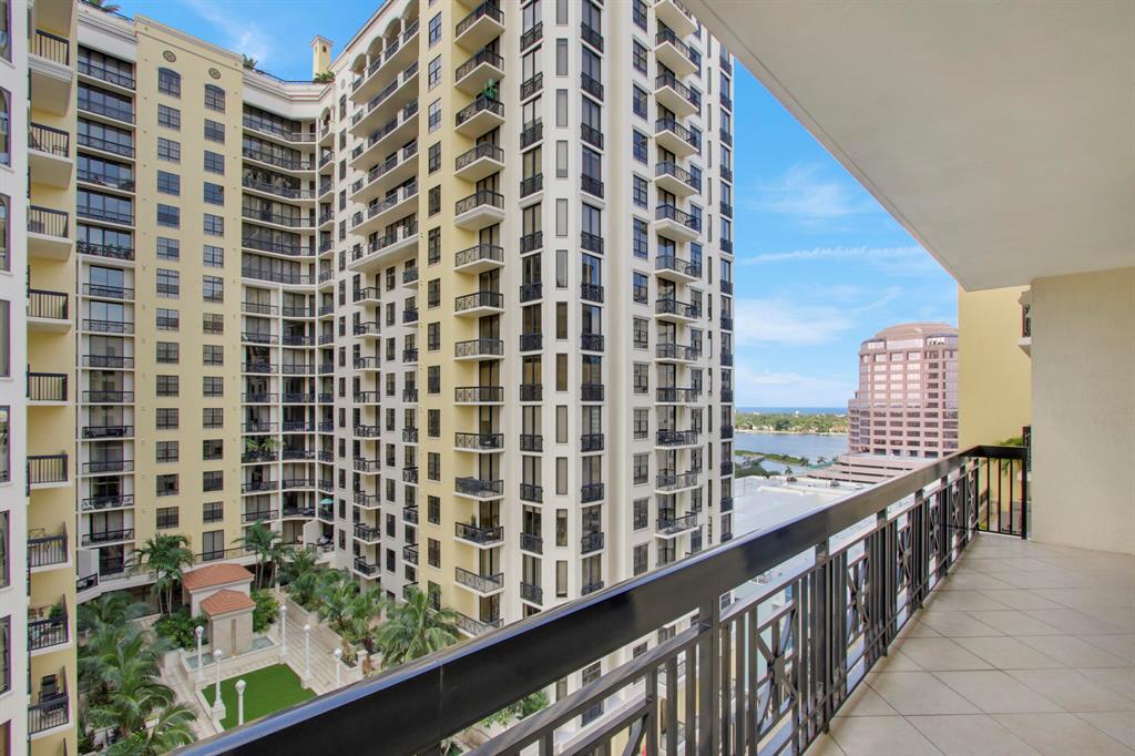 ONE CITY PLAZA CONDO - Residential Lease
