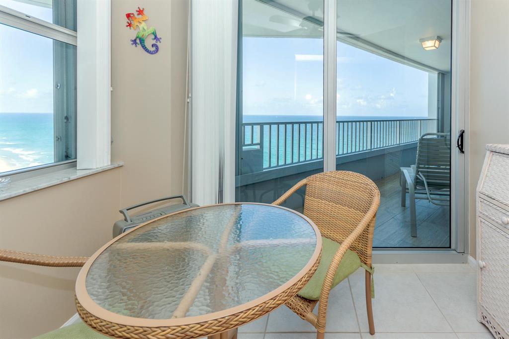 CORNICHE CONDO - Residential