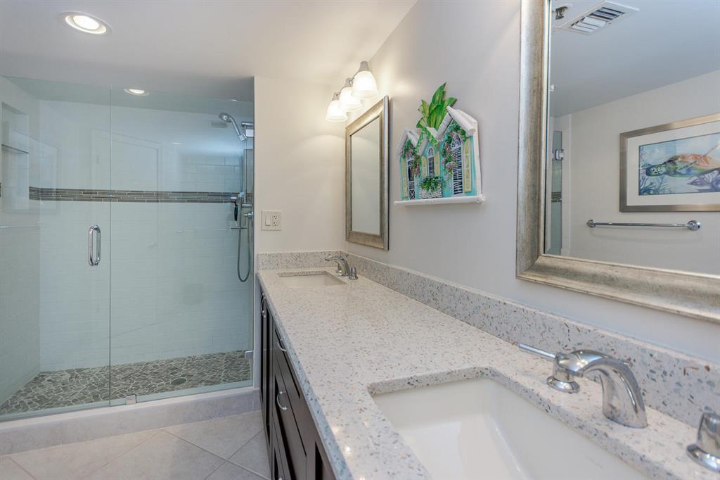 CORNICHE CONDO - Residential