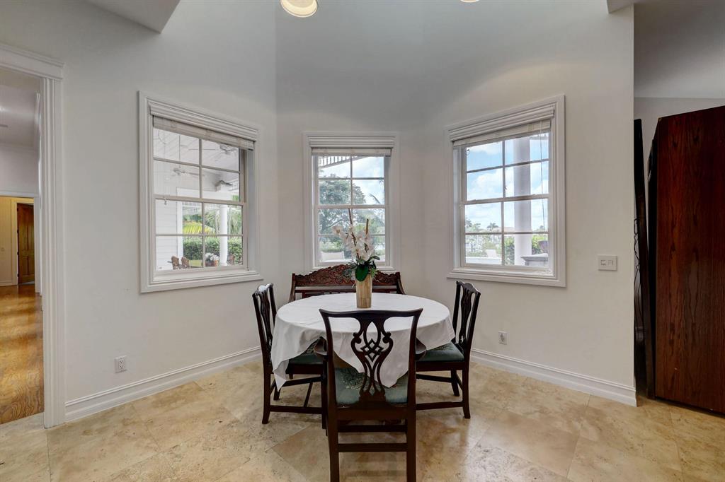 RIVERSIDE ON THE LOXAHATC - Residential