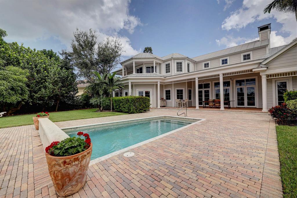 RIVERSIDE ON THE LOXAHATC - Residential