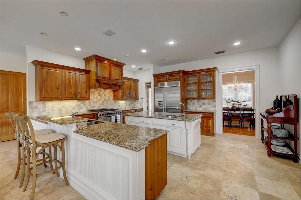 RIVERSIDE ON THE LOXAHATC - Residential