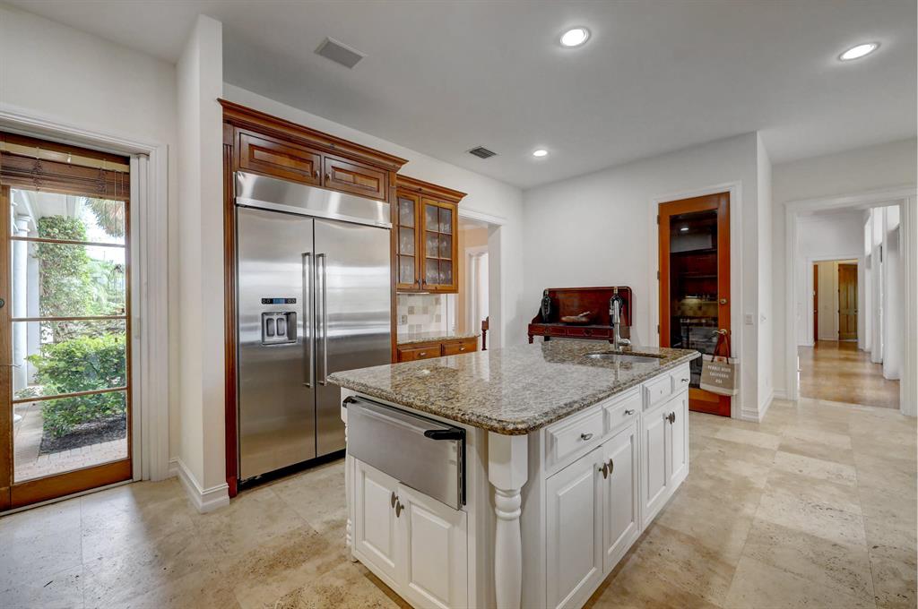 RIVERSIDE ON THE LOXAHATC - Residential