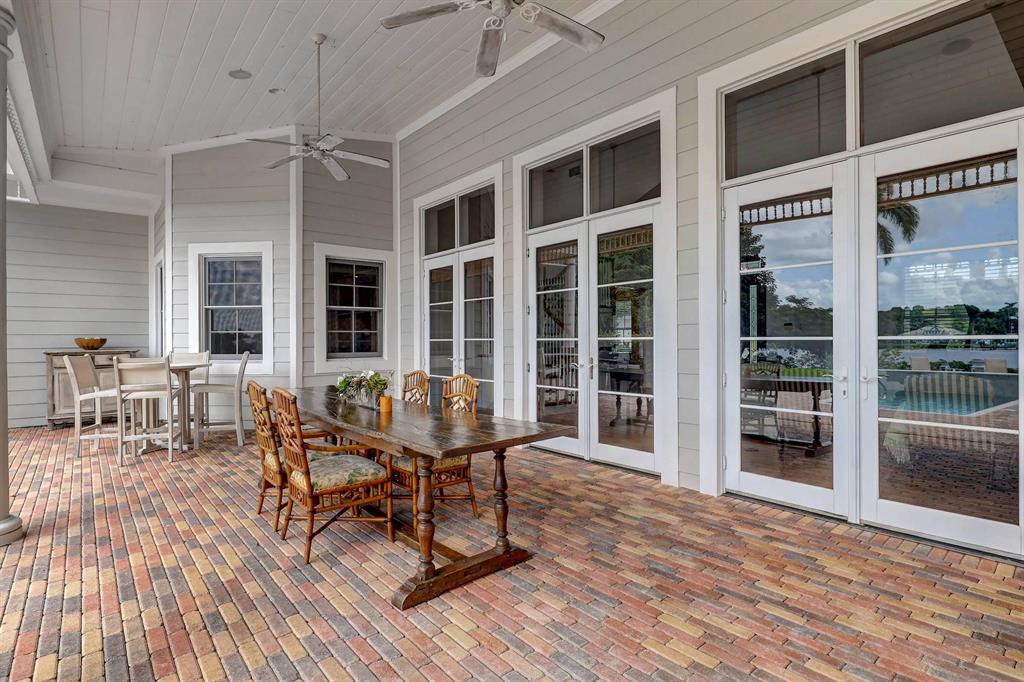 RIVERSIDE ON THE LOXAHATC - Residential