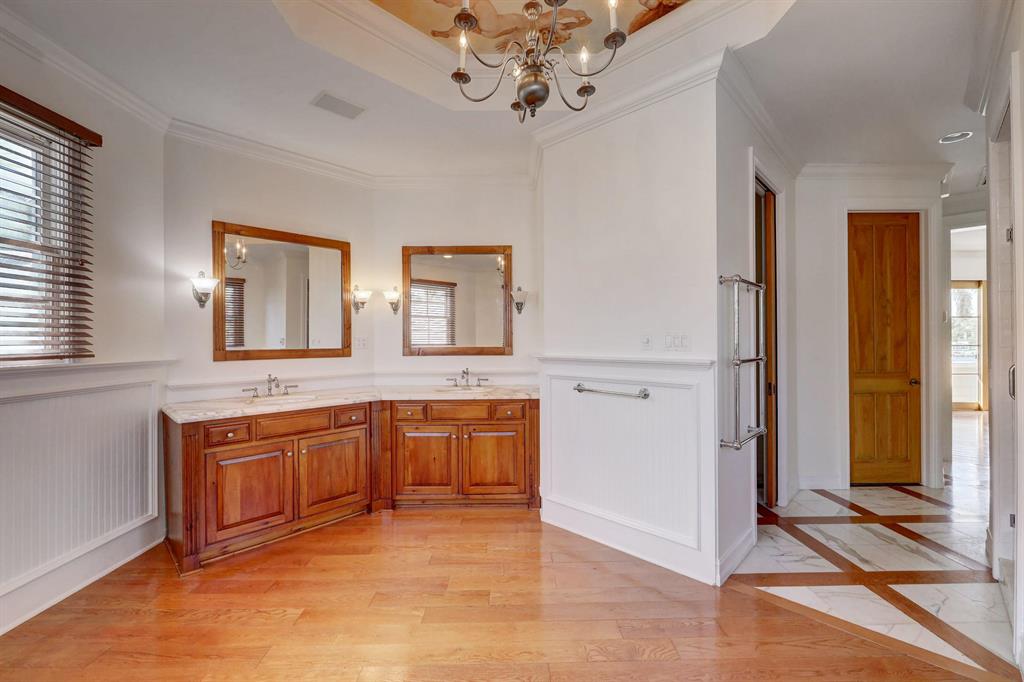 RIVERSIDE ON THE LOXAHATC - Residential