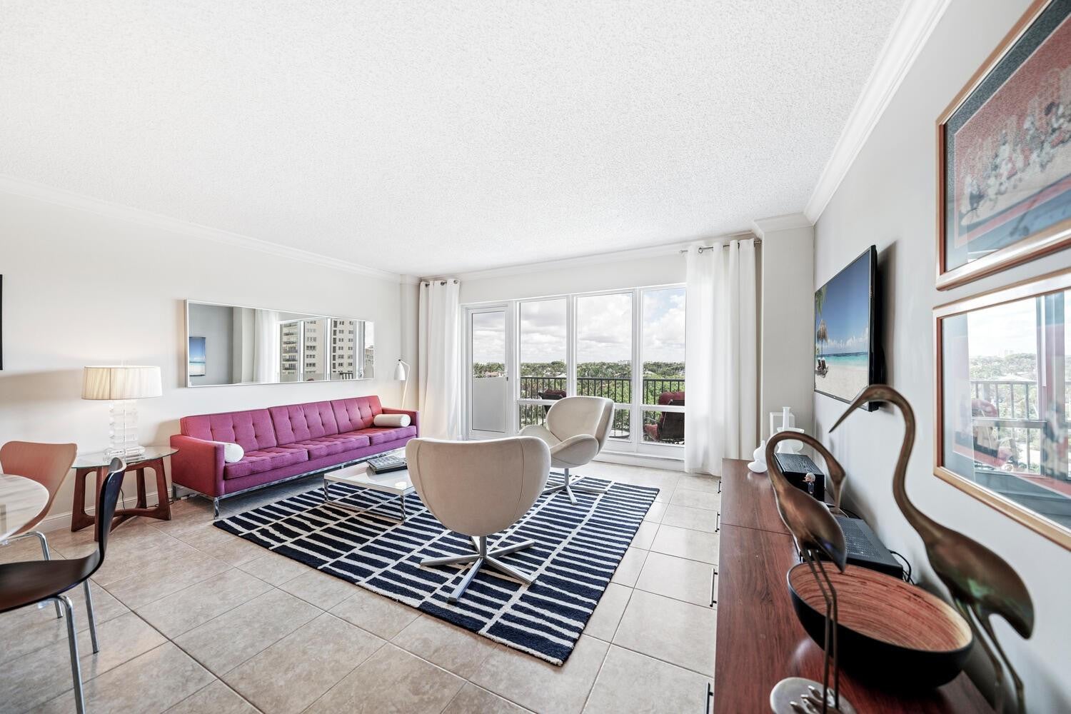 340 Sunset Drive 806