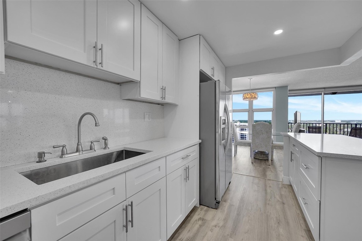 Silver Thatch - Residential