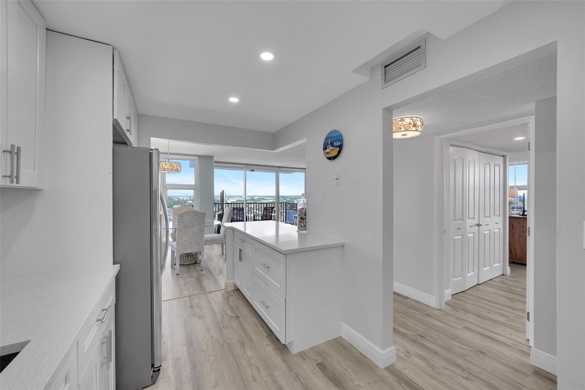 Silver Thatch - Residential