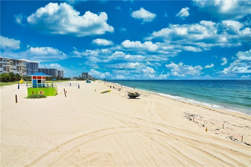 Silver Thatch - Residential