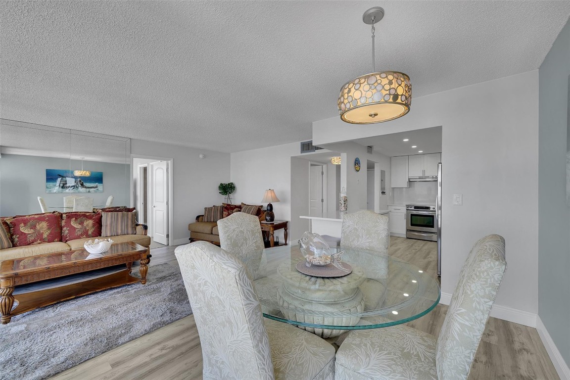 Silver Thatch - Residential