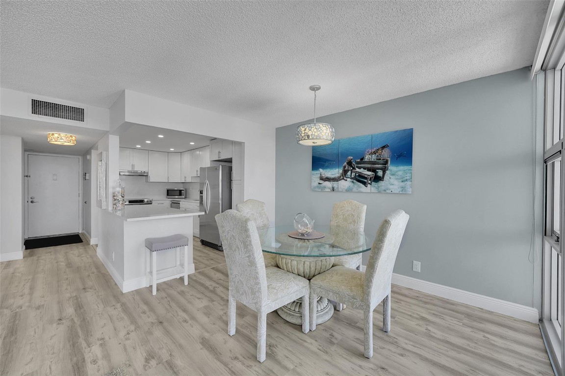 Silver Thatch - Residential