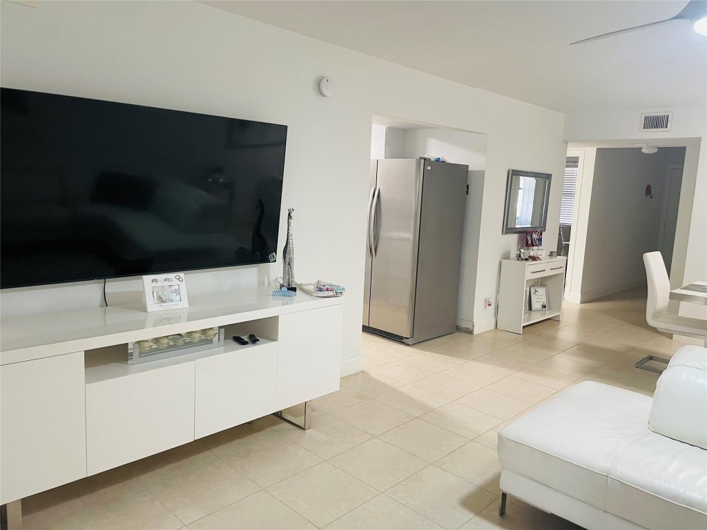 RAMBLEWOOD COURT - Residential