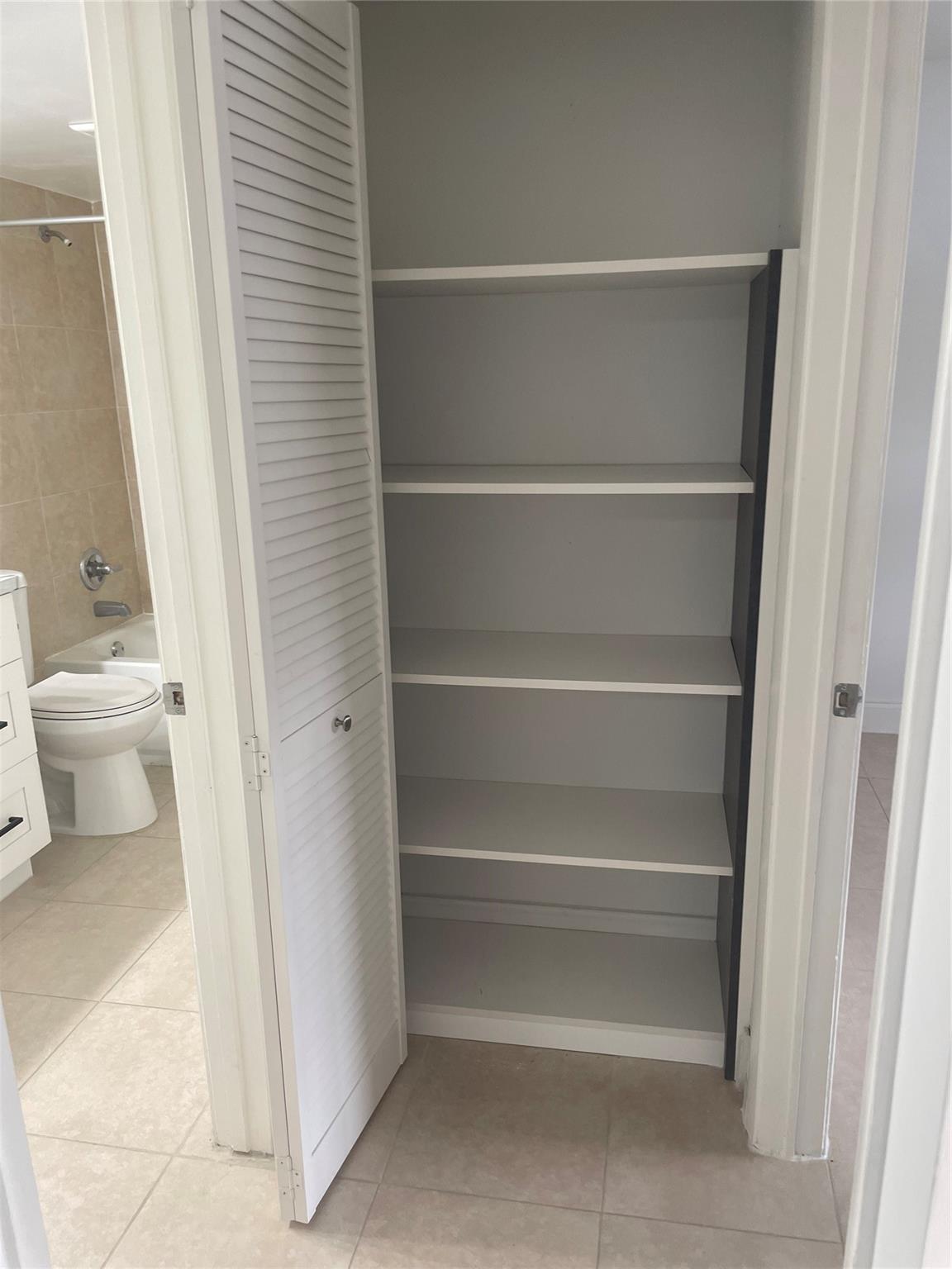 RAMBLEWOOD COURT - Residential