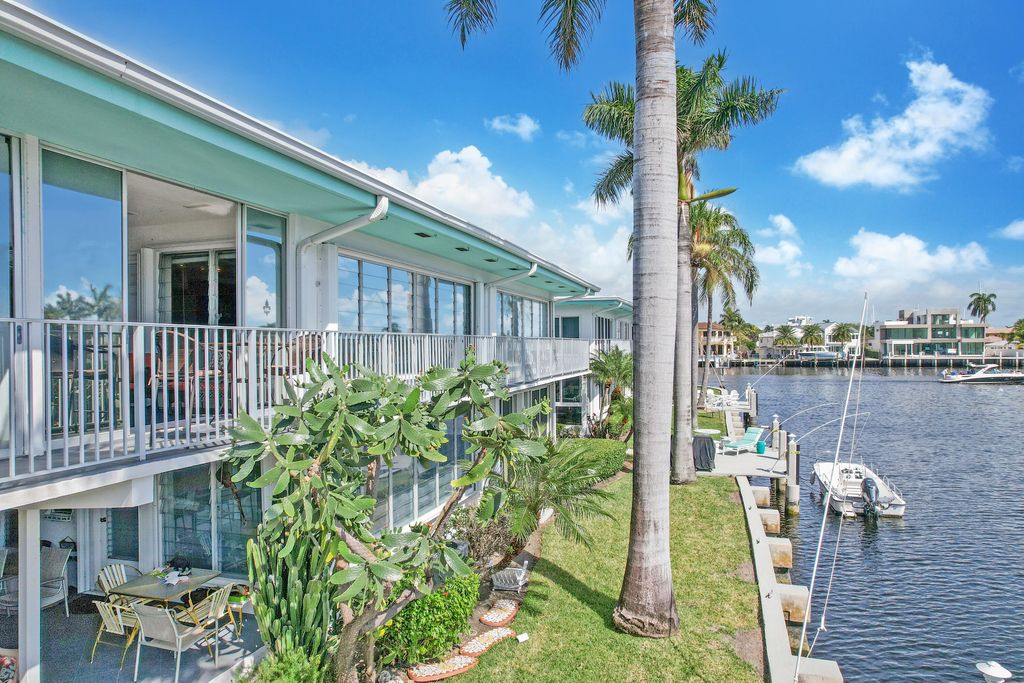 Photo of 180 Isle Of Venice Drive #222, Fort Lauderdale, FL 33301 (MLS # B26002496)