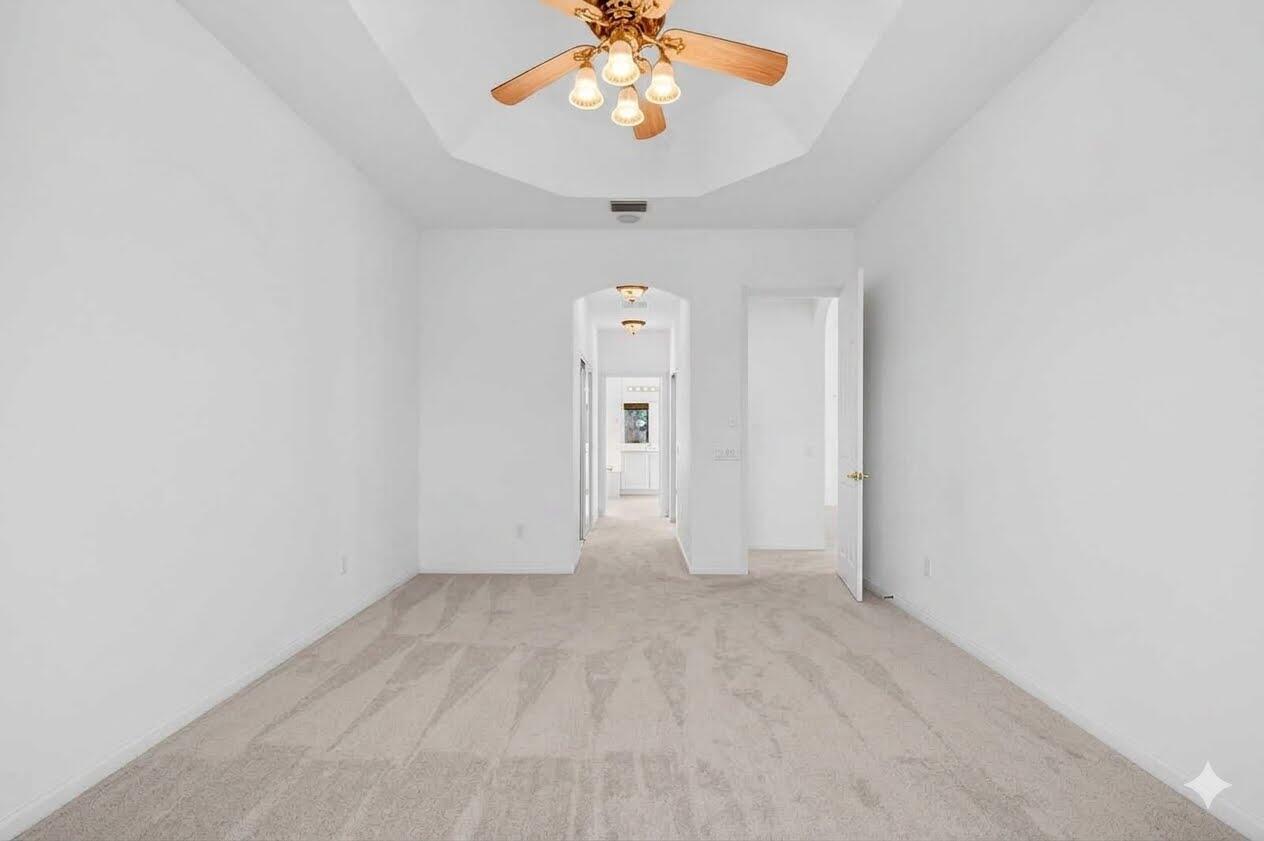 VALENCIA SHORES - Residential