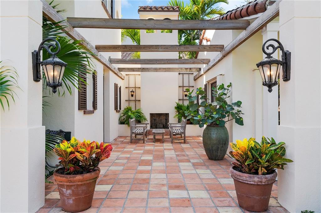 Idlewyld 1-19 B - Residential