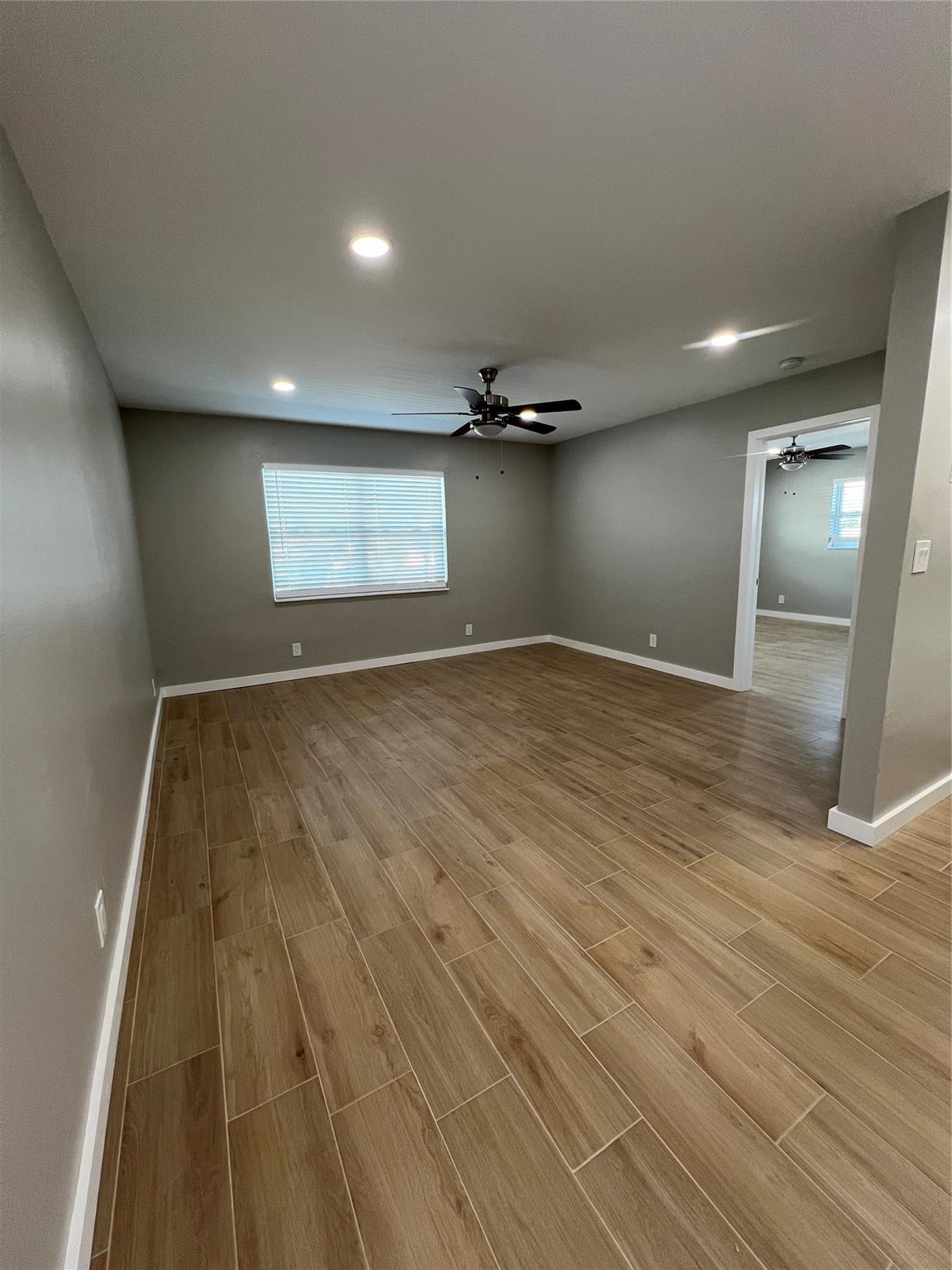 Lauder-Gate 26-48 B - Residential Lease