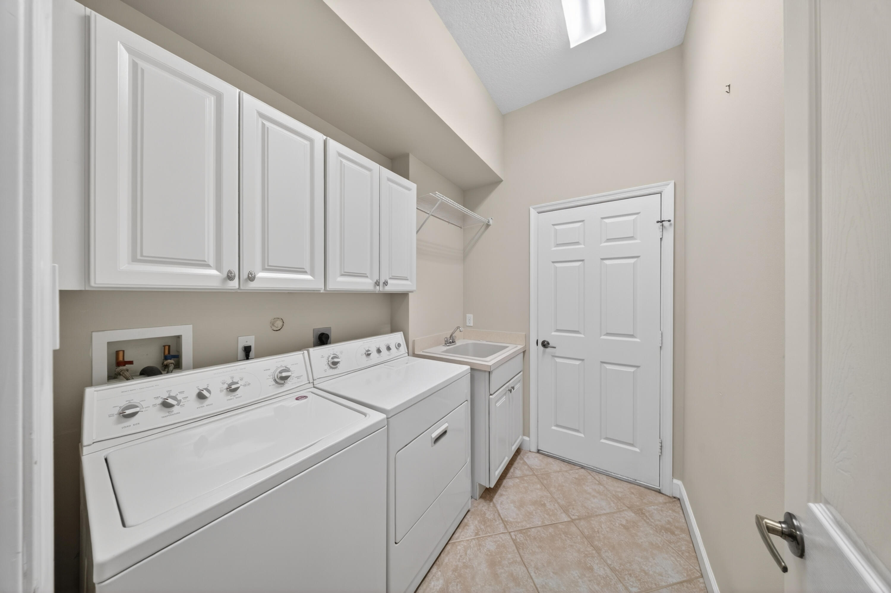 MAIDSTONE - Residential