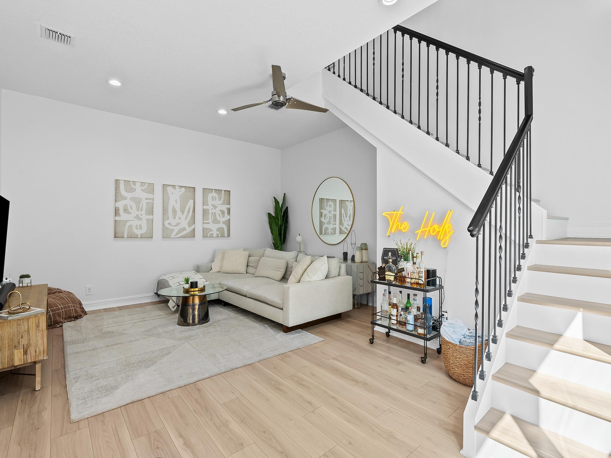 Colee Hammock 1-17 B - Residential