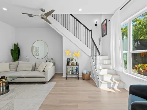 1214 SE 1st St, Fort Lauderdale, FL 33301 - MLS#: F10495577