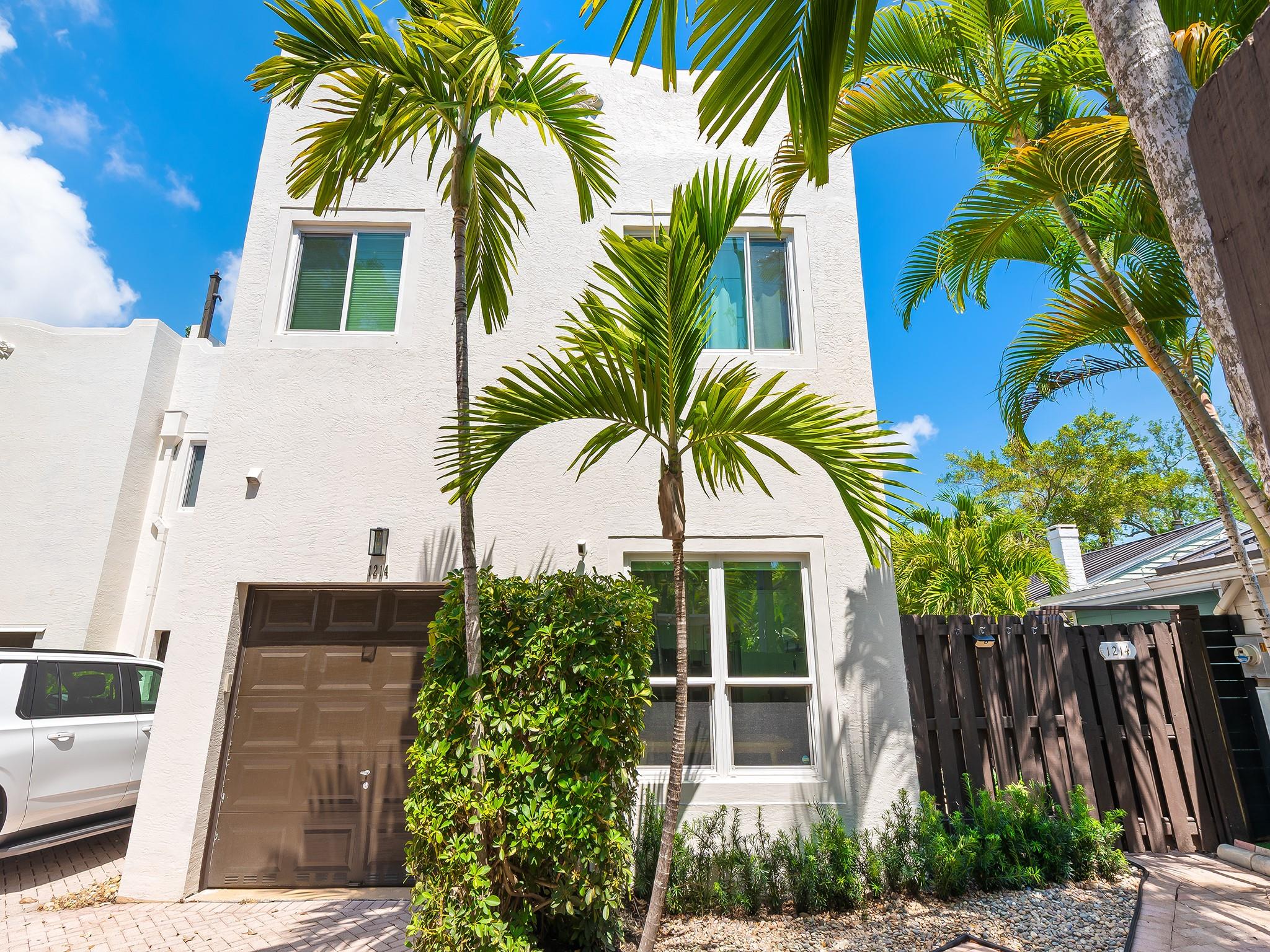 Colee Hammock 1-17 B - Residential