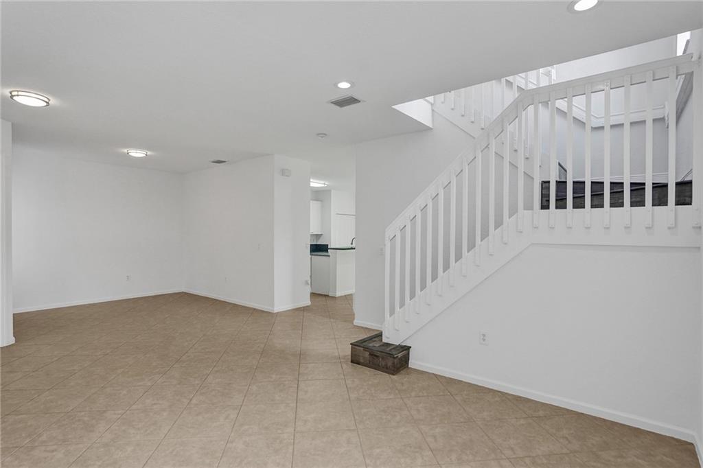 North 29 Assoc 171-1 B - Residential