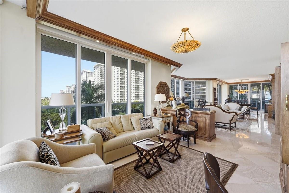 L'Hermitage - Residential