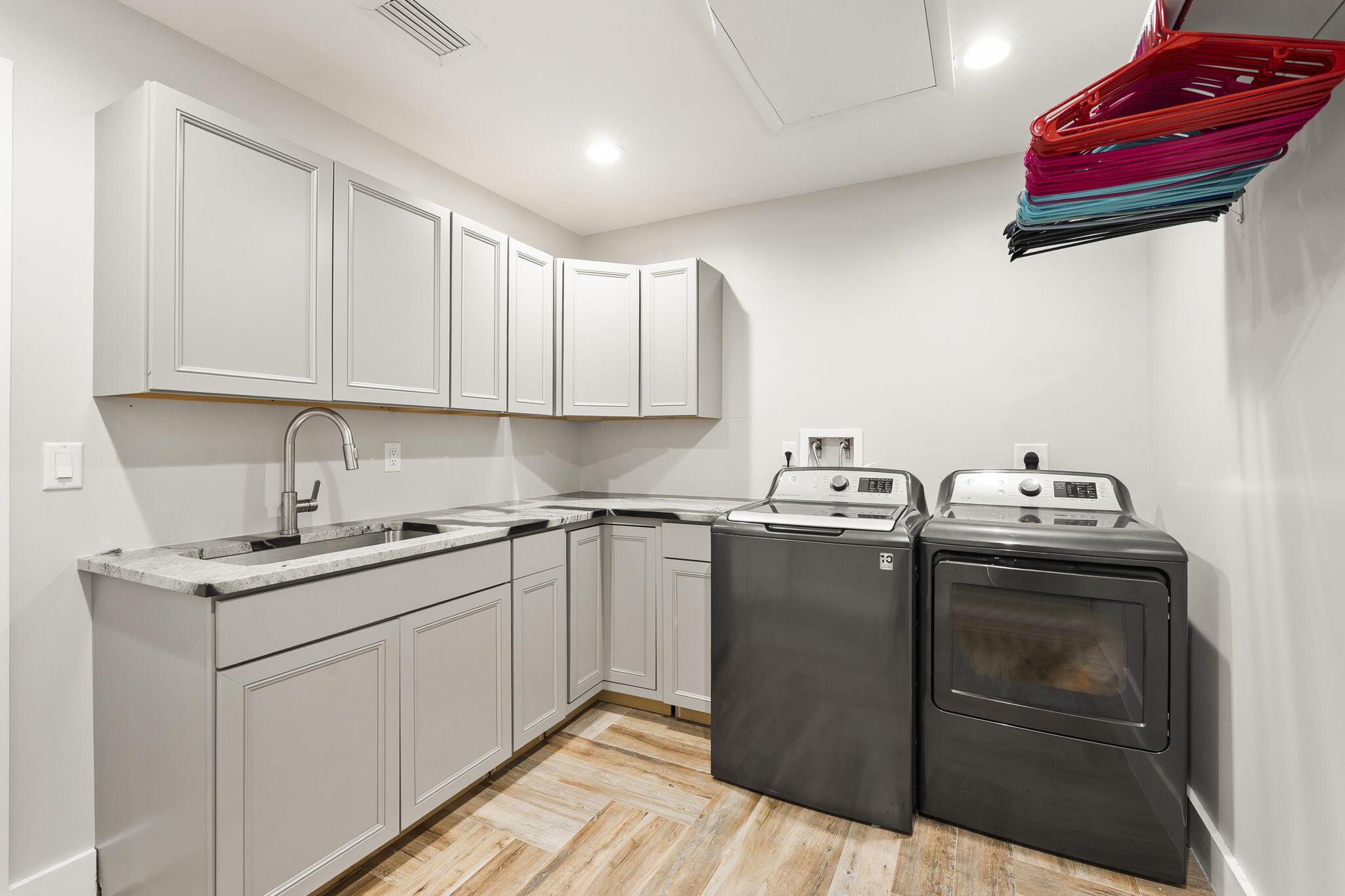 Point St Lucie - Residential Lease