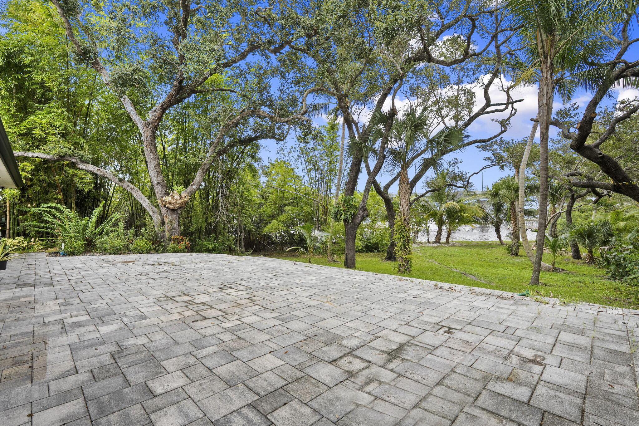 Point St Lucie - Residential Lease