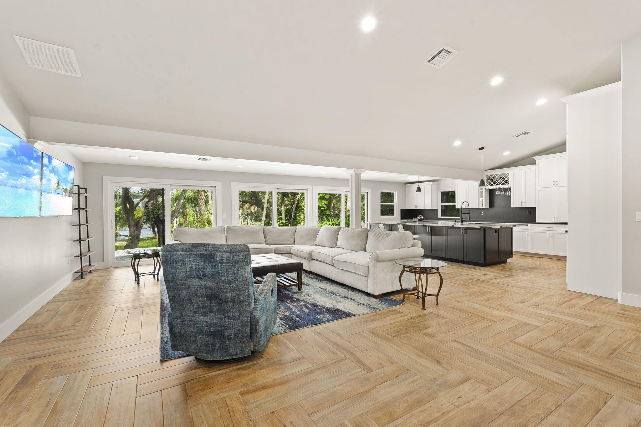 Point St Lucie - Residential Lease