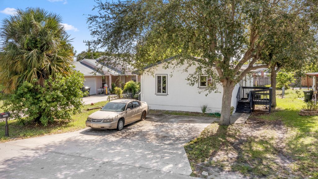 Photo of 229 SW 1st Avenue, Delray Beach, FL 33444 (MLS # R11110800)