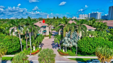 Tiny photo for 921 Osceola Drive #Unit 4, Boca Raton, FL 33432 (MLS # B26027962)